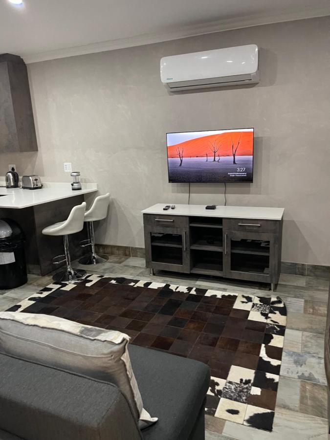 Upper Room Guesthouse Kirkwood Dış mekan fotoğraf